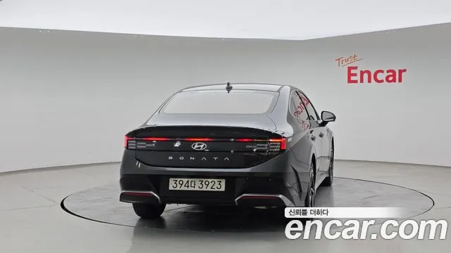 Hyundai Sonata 2025 thumb 4