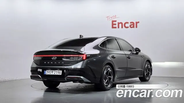 Hyundai Sonata 2023 thumb 2