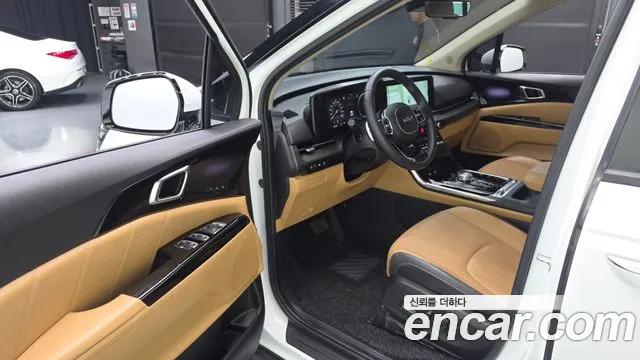 Kia Carnival 2022 thumb 10