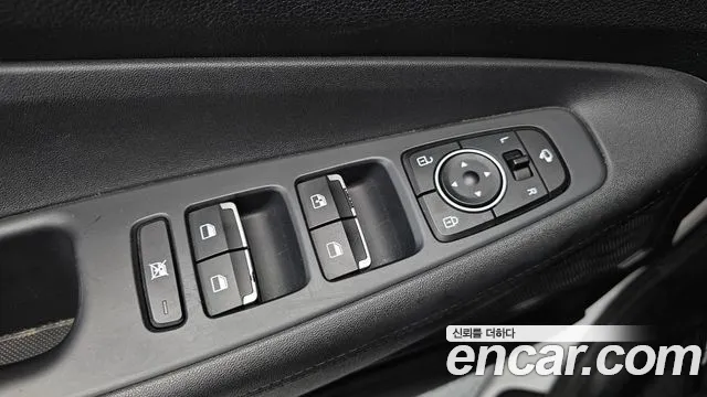 Hyundai Santa Fe 2019 thumb 12