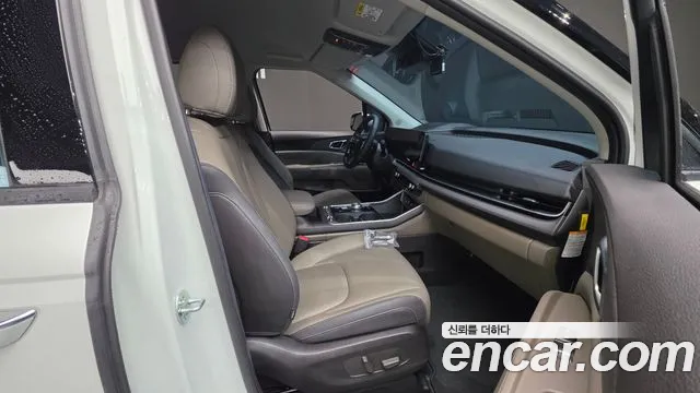 Kia Carnival 2025 thumb 10
