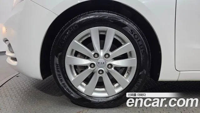 Kia K3 2015 thumb 5