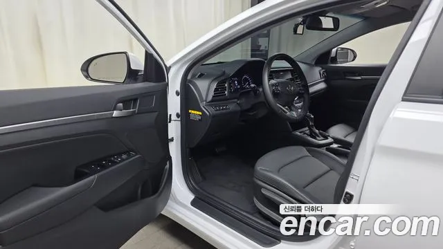 Hyundai Avante 2019 thumb 9
