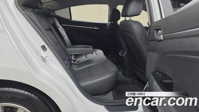 Hyundai Avante 2019 thumb 10