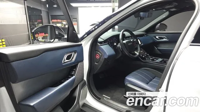 Land Rover Range Rover Velar 2017 thumb 9