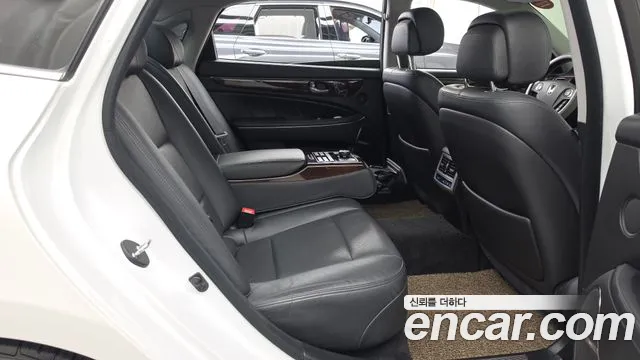 Hyundai Equus 2015 thumb 12