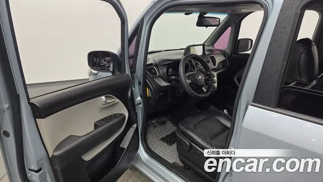 Kia Ray 2016 thumb 10