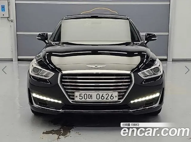 Genesis G90 2016 thumb 2