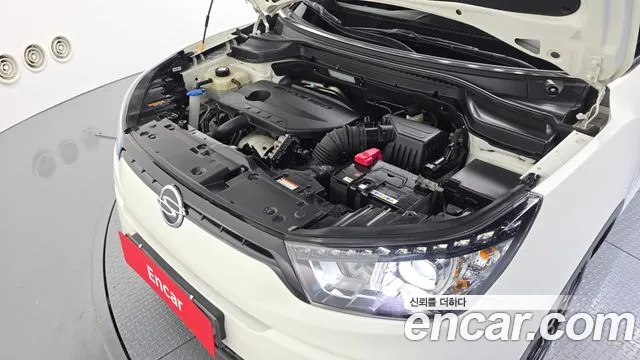 KG_Mobility_Ssangyong TIBOLI 2015 thumb 6