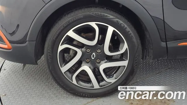 Renault-KoreaSamsung Captur 2015 thumb 5