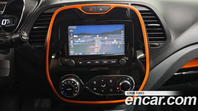 Renault-KoreaSamsung Captur 2015 thumb 12