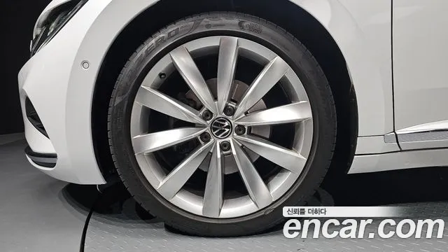 Volkswagen Arteon 2023 thumb 4