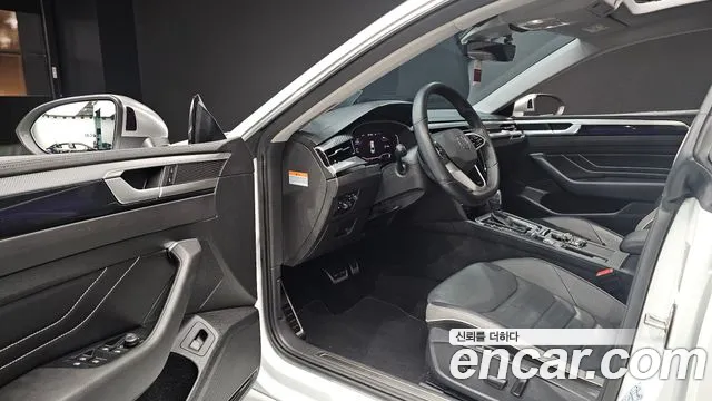 Volkswagen Arteon 2023 thumb 9