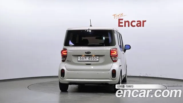Kia Ray 2018 thumb 4