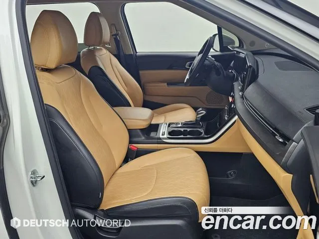Kia Carnival 2021 thumb 10
