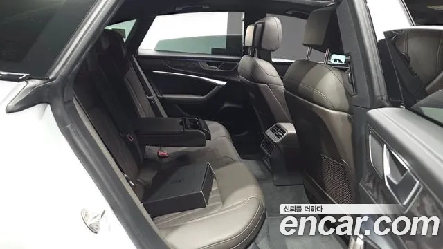 Audi A7 2025 thumb 10