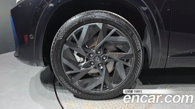 Renault-KoreaSamsung Koleos 2025 thumb 4