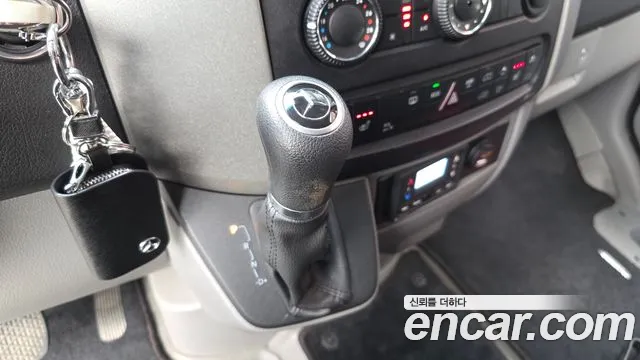 Mercedes-Benz Sprinter 2018 thumb 9