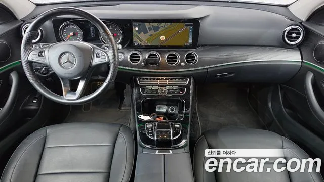 Mercedes-Benz E-Класс 2017 thumb 7
