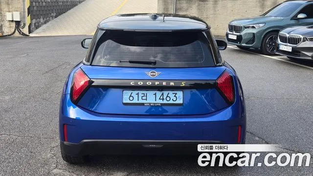 MINI Hatch 2024 thumb 4