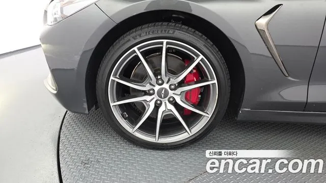 Genesis G70 2018 thumb 4