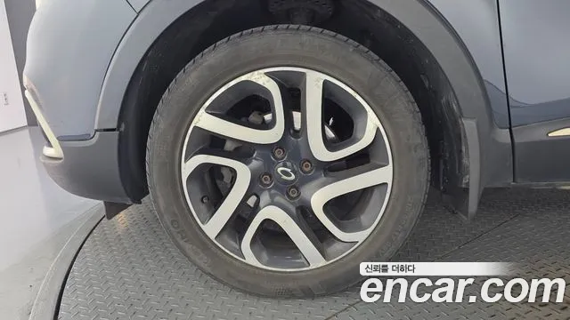 Renault-KoreaSamsung Captur 2016 thumb 5