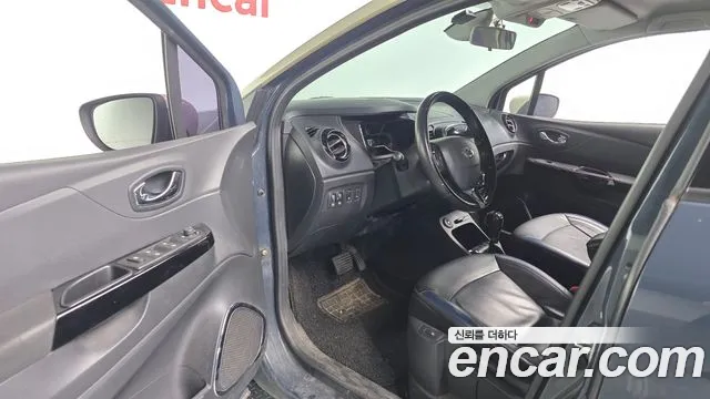 Renault-KoreaSamsung Captur 2016 thumb 10