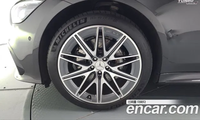 Mercedes-Benz AMG GT 2022 thumb 4