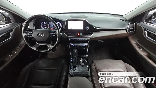 Hyundai Grandeur 2017 thumb 6