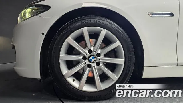 BMW 5-Series 2014 thumb 5