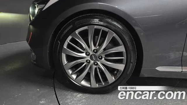 Genesis G80 2016 thumb 4