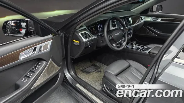 Genesis G80 2016 thumb 9