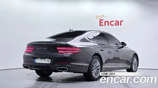 Genesis G80 2023 thumb 2