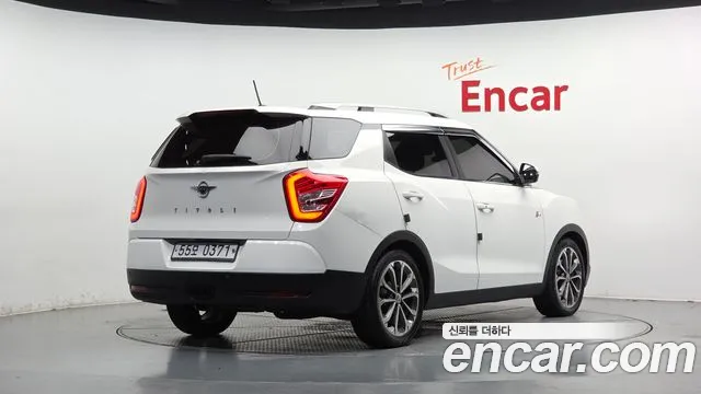 KG_Mobility_Ssangyong TIBOLI 2017 thumb 2