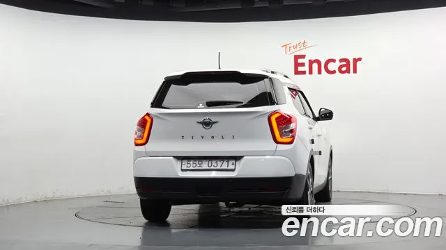 KG_Mobility_Ssangyong TIBOLI 2017 thumb 4