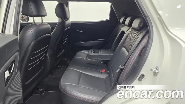 KG_Mobility_Ssangyong TIBOLI 2017 thumb 12