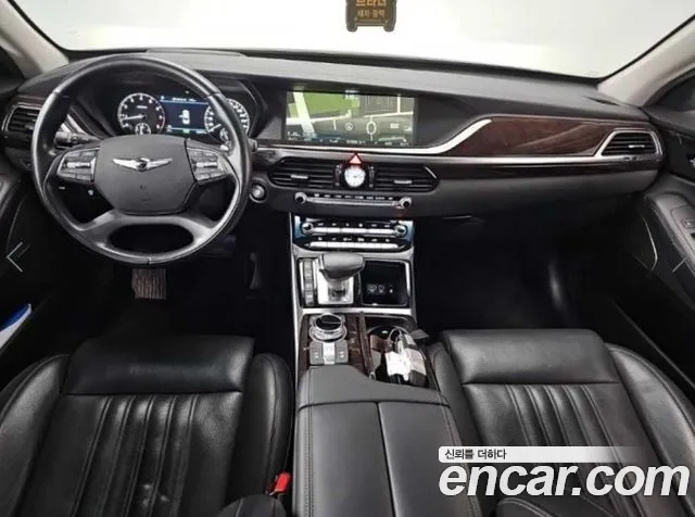 Genesis G90 2017 thumb 5
