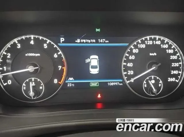 Genesis G90 2017 thumb 6