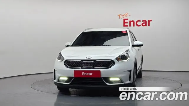 Kia Niro 2018 thumb 3