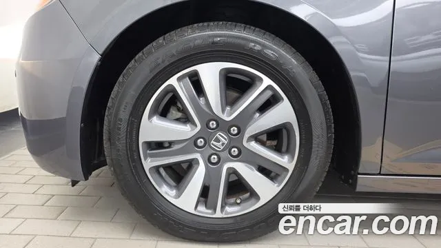 Honda Odyssey 2014 thumb 4