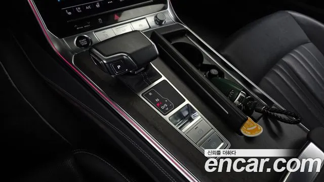 Audi A6 2021 thumb 9