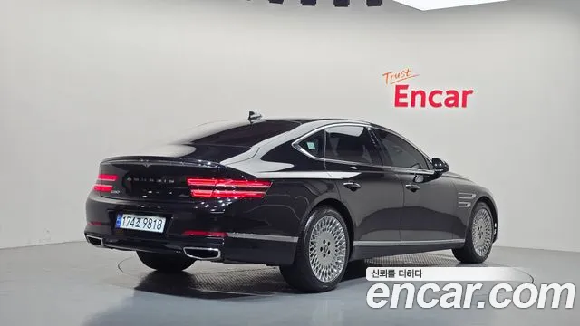 Genesis G80 2023 thumb 2