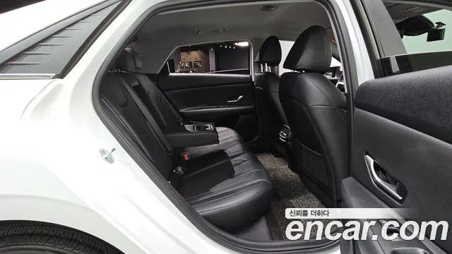 Hyundai Avante 2022 thumb 12