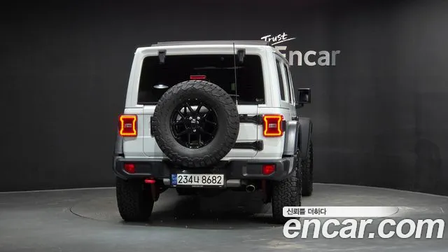 Jeep Wrangler 2024 thumb 4