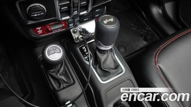 Jeep Wrangler 2024 thumb 9