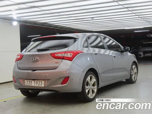 Hyundai i30 2012 thumb 4