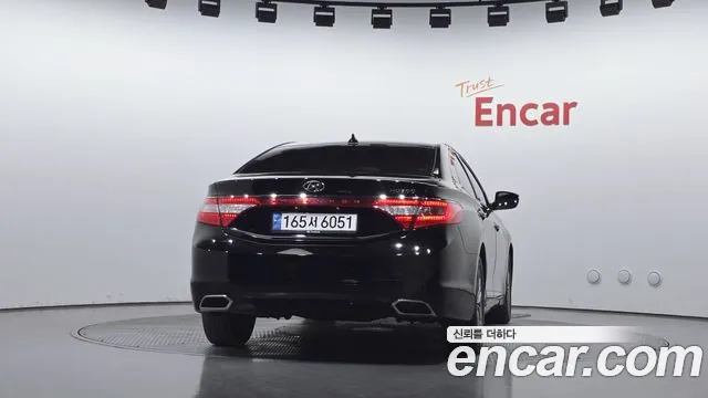 Hyundai Grandeur 2015 thumb 4