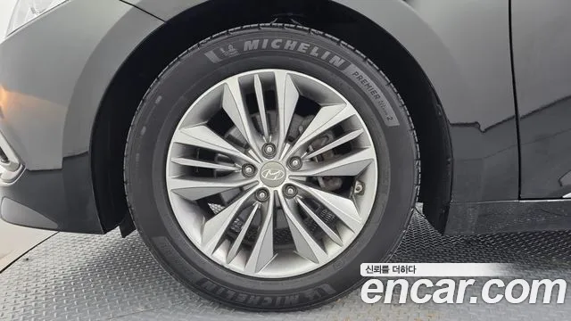 Hyundai Grandeur 2015 thumb 5
