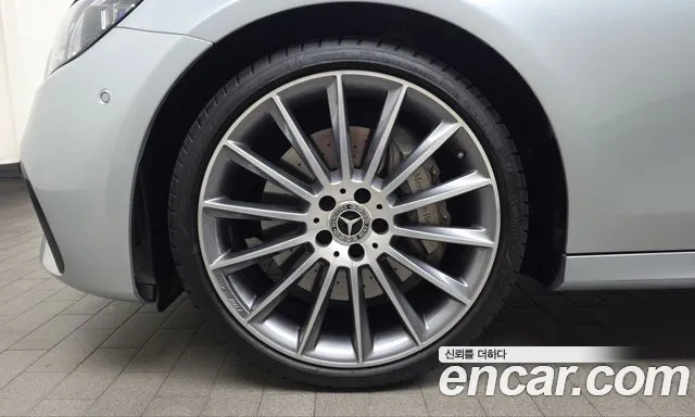 Mercedes-Benz E-Класс 2022 thumb 5