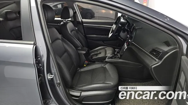 Hyundai Avante 2020 thumb 10
